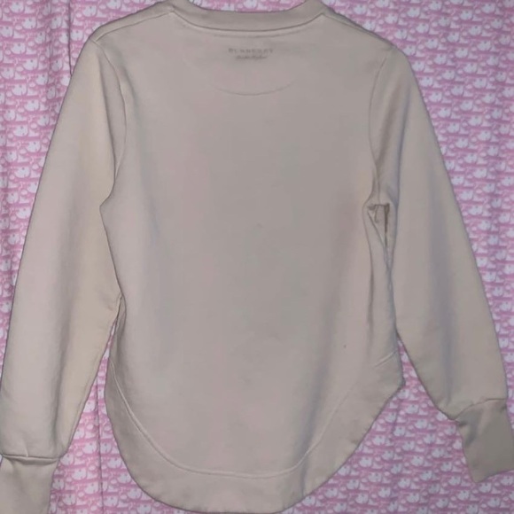 COPY - Burberry
Burberry Women’s Sweater - Picture 5 of 6
